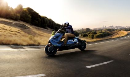 BMW CE 04: Mobilidade Elétrica Urbana Sem Manual de Instruções