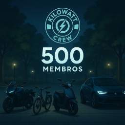 Cinco centenas de pessoas impulsionando o futuro da mobilidade no Brasil. A Kilowatt Crew chega aos 500 membros, e isso é só o começo da revolução que estamos construindo juntos.Do primeiro carregador à última entrega sobre duas rodas, cada membro faz parte dessa corrente que move ideias, energia e propósito.💡 Aqui, compartilhamos conhecimento, tecnologia e paixão por tudo que tem motor elétrico — e alma sustentável.Obrigado por fazer parte dessa tripulação ⚡ O próximo destino? 1000 membros plugados no mesmo ideal!#KilowattCrew #500Membros #ComunidadeElétrica #MobilidadeElétrica #EnergiaQueConecta #EV #ScooterElétrica #eBike #FuturoSustentável #ComunidadeVerde #RevoluçãoElétrica
