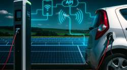Digitalização e Sol: Os Novos Vetores da Mobilidade Elétrica Brasileira