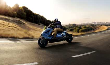 BMW CE 04: Mobilidade Elétrica Urbana Sem Manual de Instruções