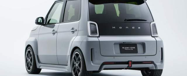 Marchas para o silêncio: o Super-One e a ousadia de dar textura aos elétricos